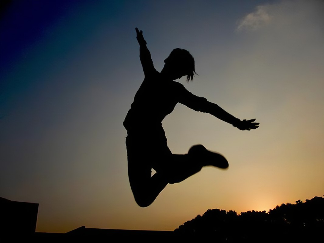 更折射出球 更折射出球